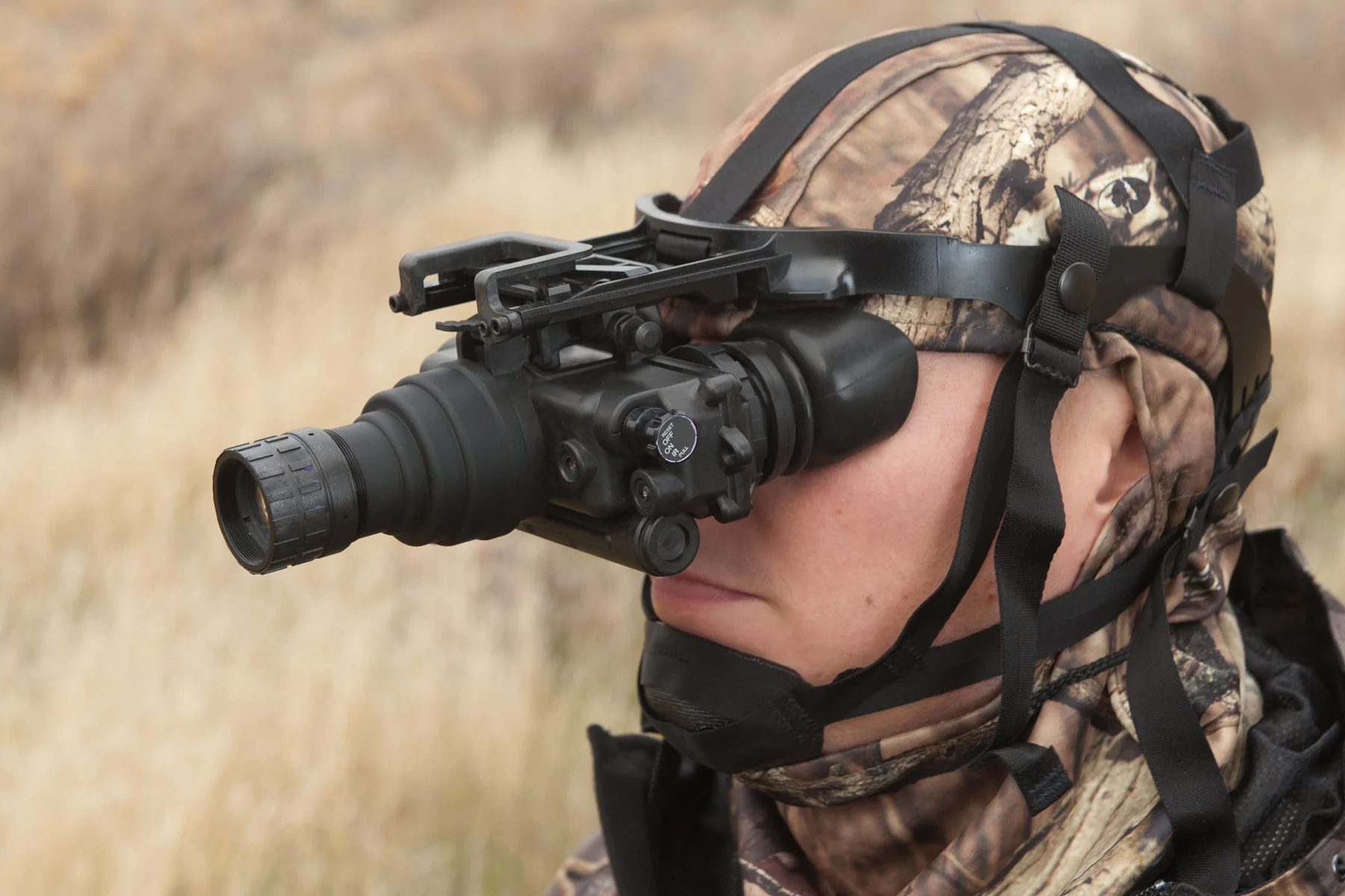 PVS-7 Gen3 Auto-Gated Night Vision Goggles - Image 4