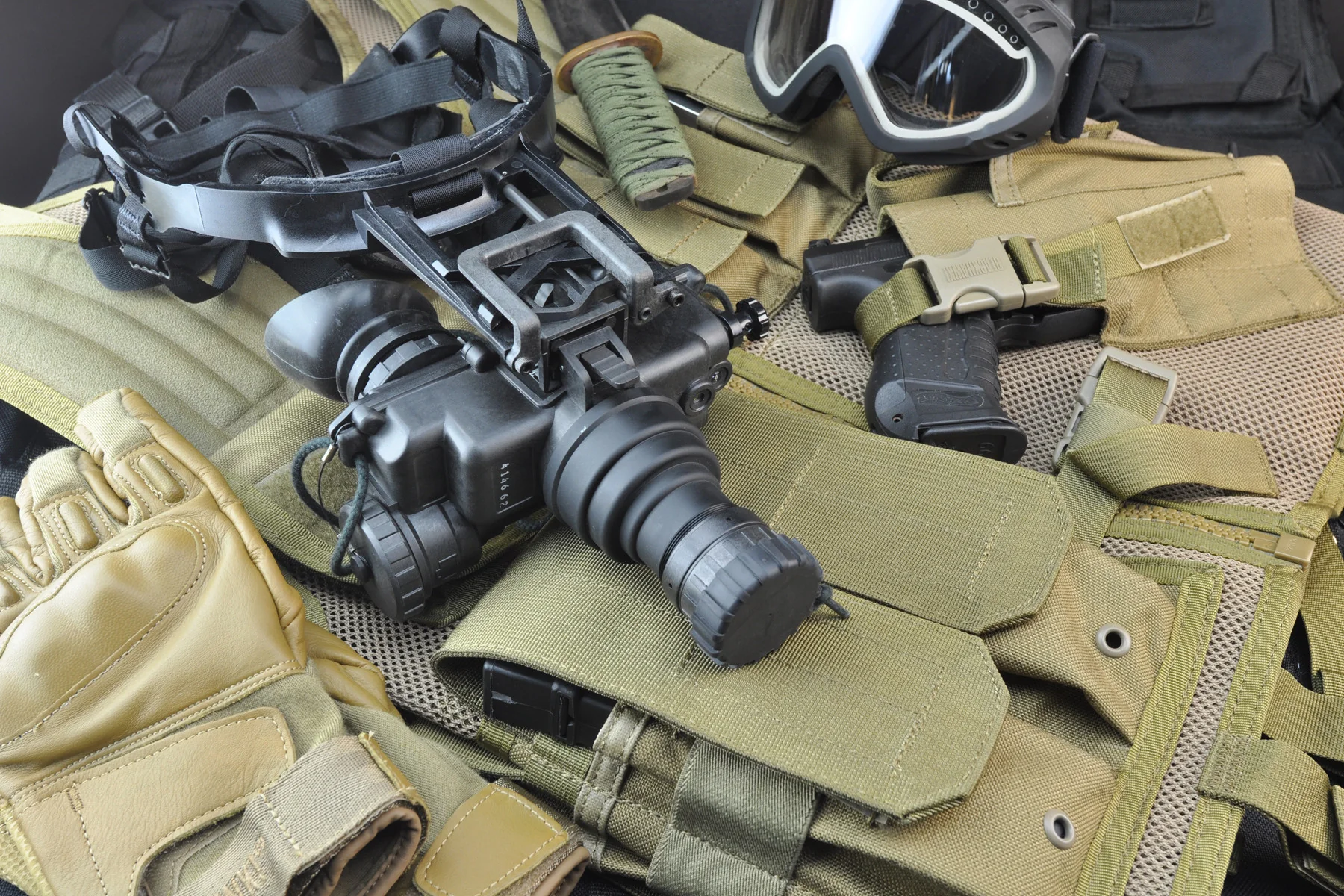PVS-7 Gen3 Auto-Gated Night Vision Goggles - Image 6